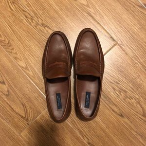 Brown Cole Hahn dress shoes